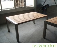 Roestvaststalen tafel