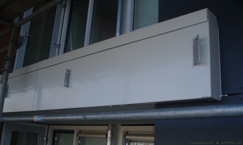 Renovatie 112 woningen aluminium balkons Friso Bouwgroep BV